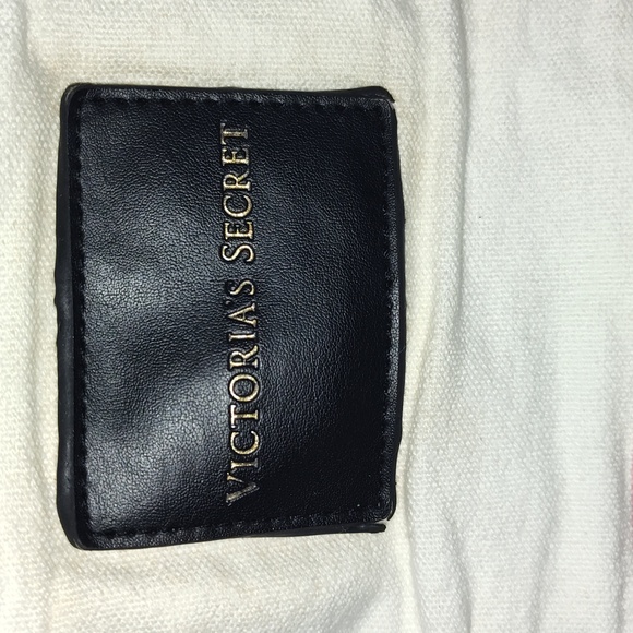 Handbag - Picture 2 of 5